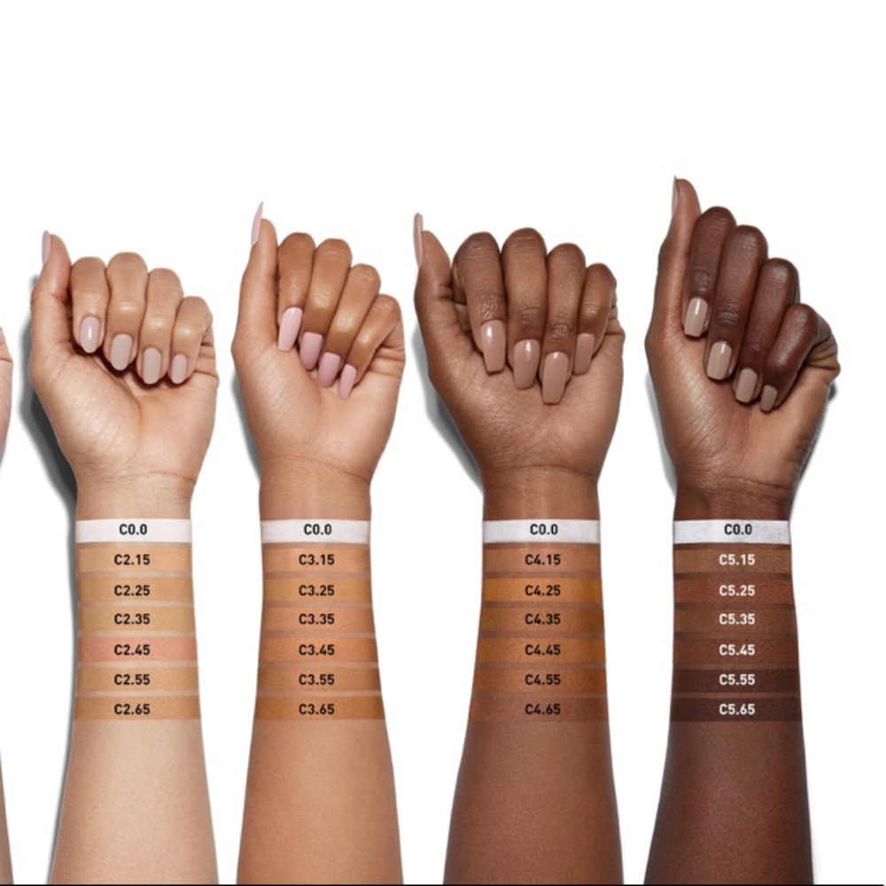 ✨Full Coverage Contour/Concealer - Picture 3 of 4
